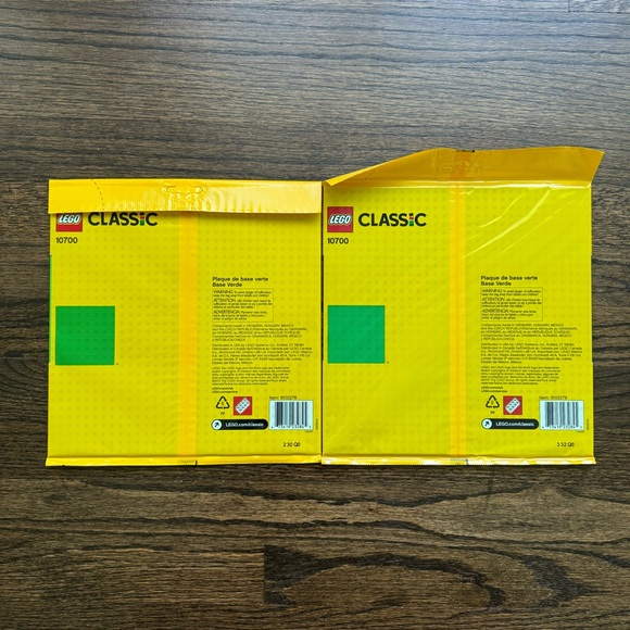LEGO Classic Green Baseplate 10700 (Set of 2) | NWT - Picture 2 of 2